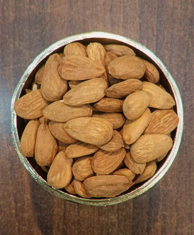 بادام درختی خام ممتاز ایرانی